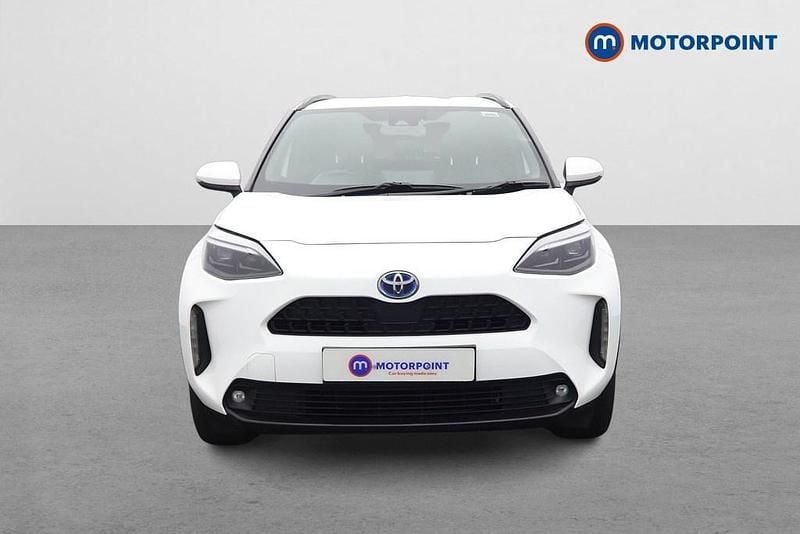 Used Toyota Yaris Hybrid Design 2024 White Hatchback