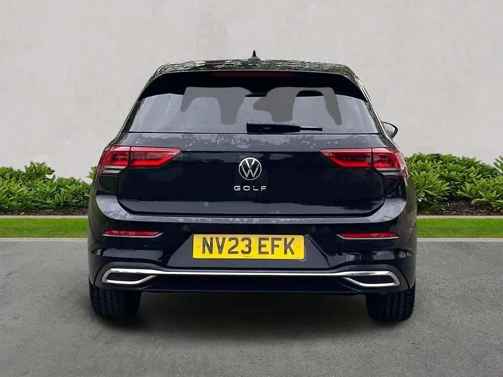 Used VW Golf VIII Edition 150 HP (110 kW) 2023 Black Hatchback
