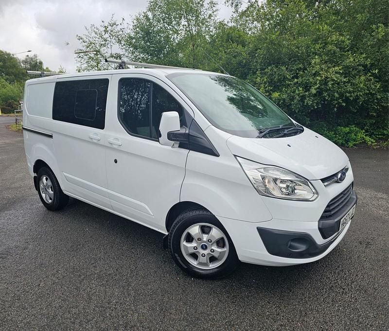Used Ford Transit Custom Limited 130 HP (95 kW) 2017 White Van
