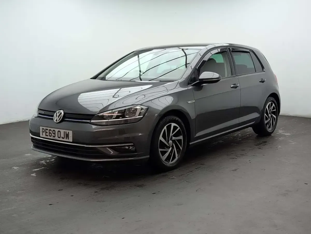 Used VW Golf VII Match 130 HP (95 kW) 2019 Grey Hatchback