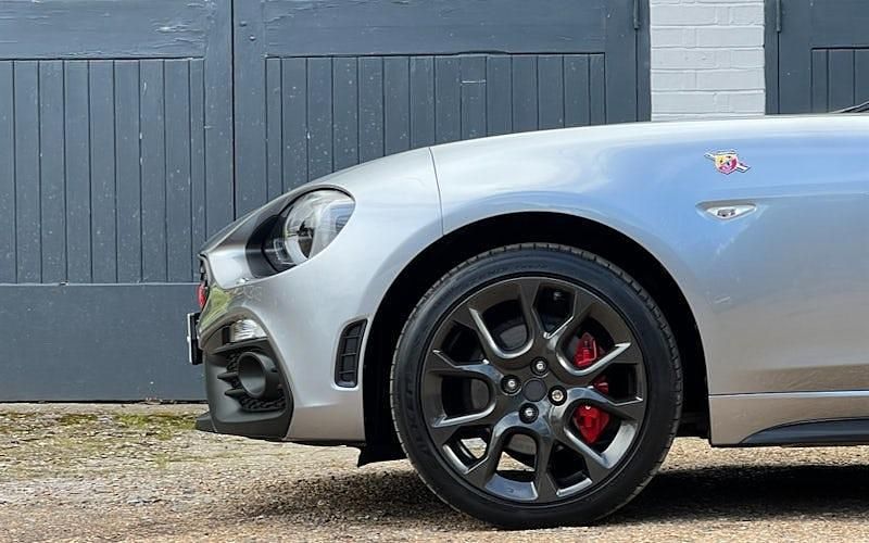 Used Abarth 124 Spider 170 HP (125 kW) 2019 Cabriolet