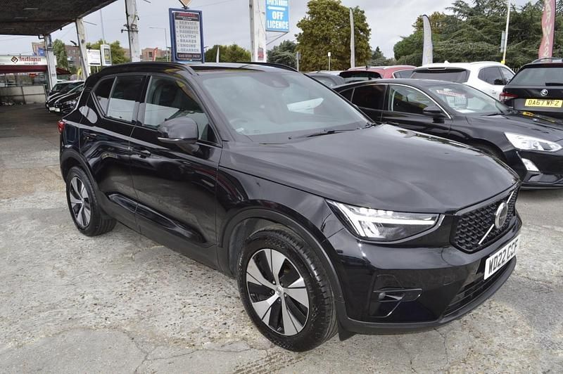 Black Used 2022 Volvo XC40 Plus SUV | £13,999 - Image 1/4