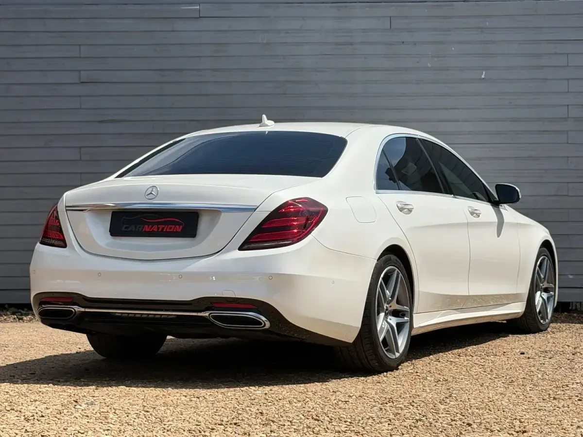 Used Mercedes S350 AMG line 2019 White Sedan