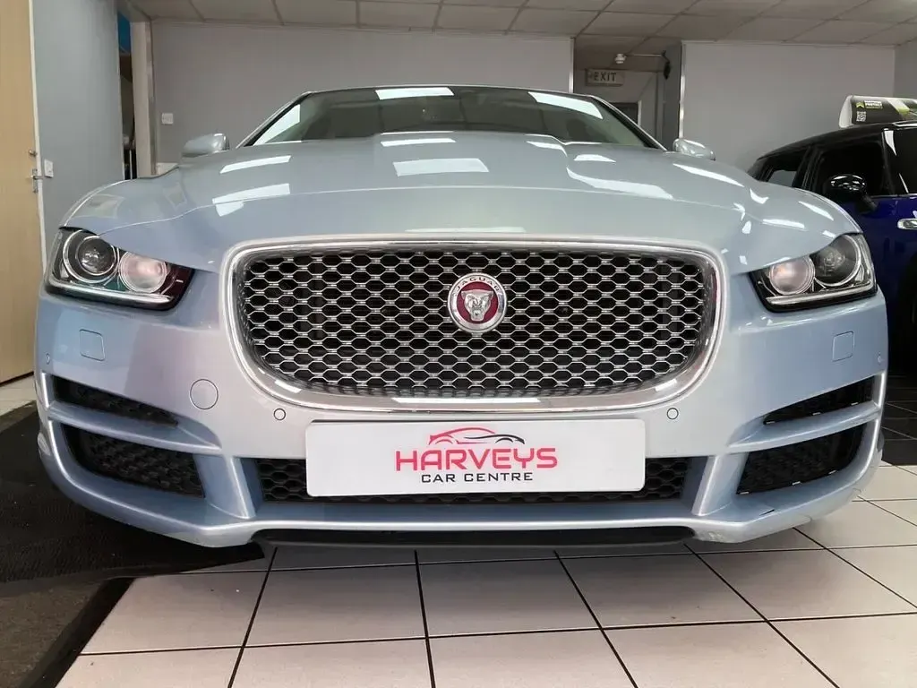 Used Jaguar XE Prestige 2015 Silver Sedan