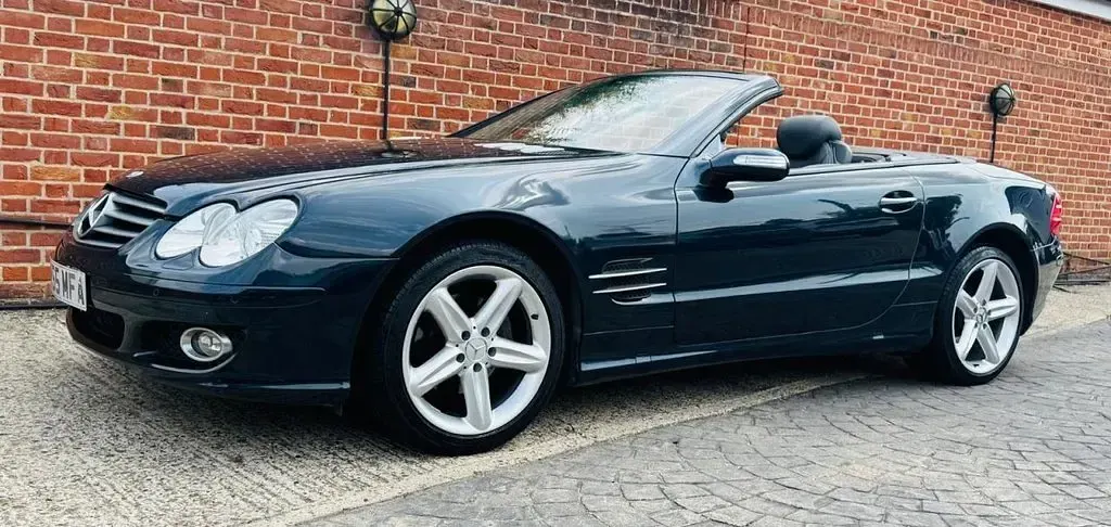 Käytetty Mercedes SL350 245 HP (180 kW) 2005 Musta Avoauto