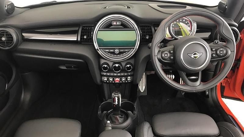 Used Mini John Cooper Works 228 HP (167 kW) 2020 Orange Hatchback