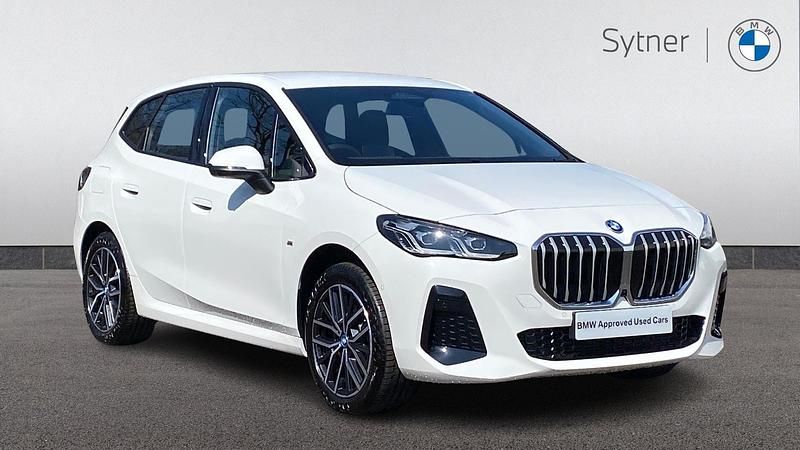 White Used 2025 BMW 225 Active Tourer M Sport MPV | £28,500 (Expensive) - Image 1/4