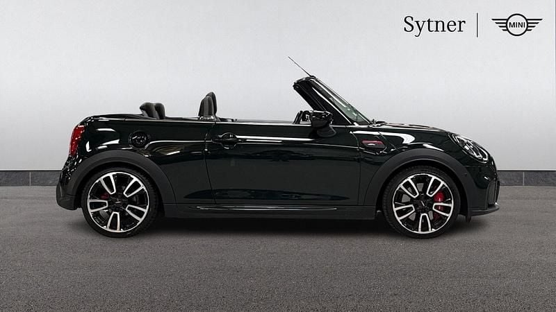 Used Mini John Cooper Works 228 HP (167 kW) 2022 Green Hatchback