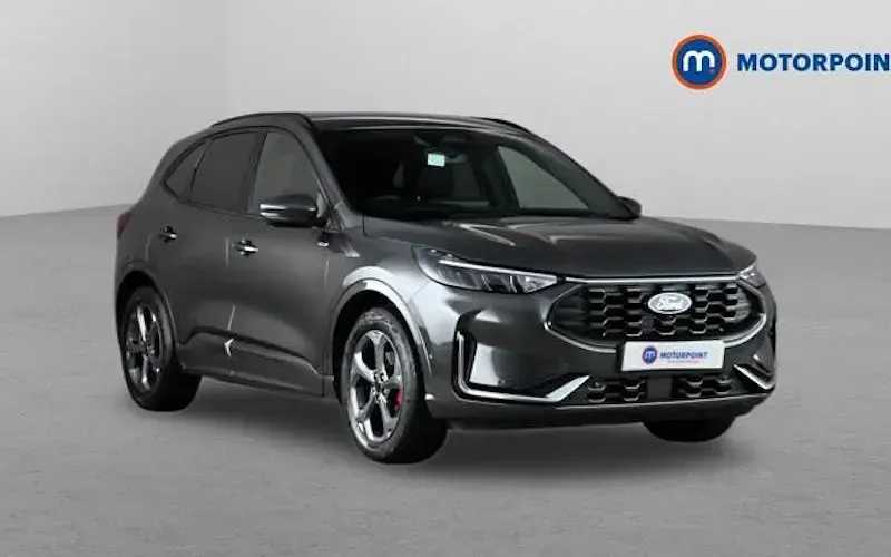 Usado Ford Kuga ST-Line 183 HP (134 kW) 2025 SUV