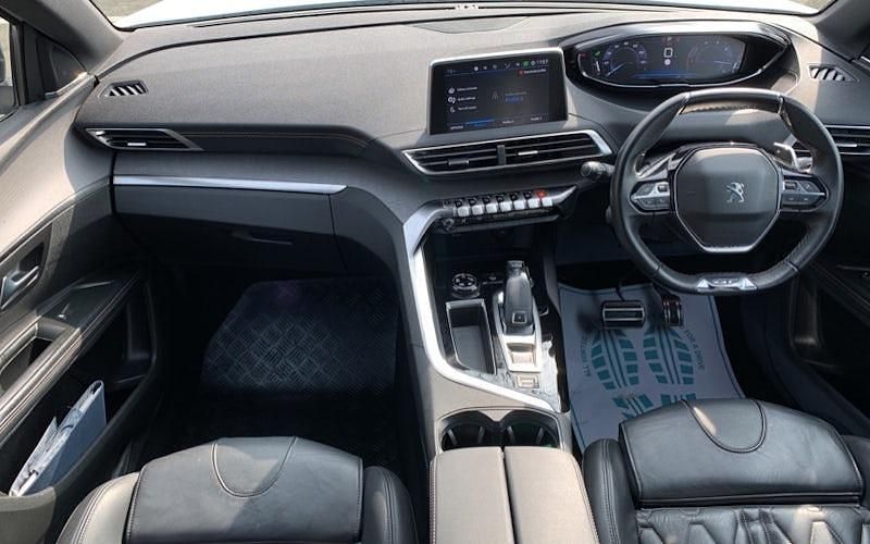 Used Peugeot 5008 GTi 179 HP (131 kW) 2019 White SUV