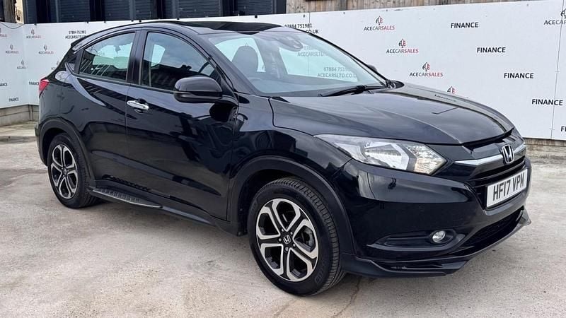 Used Honda HR-V SE 130 HP (95 kW) 2017 Black SUV