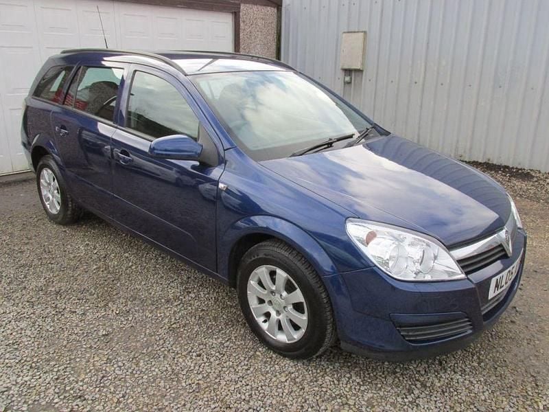 Used Vauxhall Astra Club 2005 Blue Estate