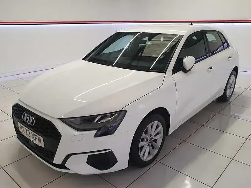 Used Audi A3 110 HP (80 kW) 2023 White Sedan