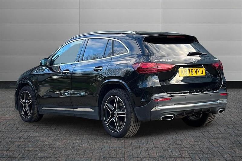 Used Mercedes GLA220 Executive 190 HP (139 kW) 2025 Cosmos black SUV