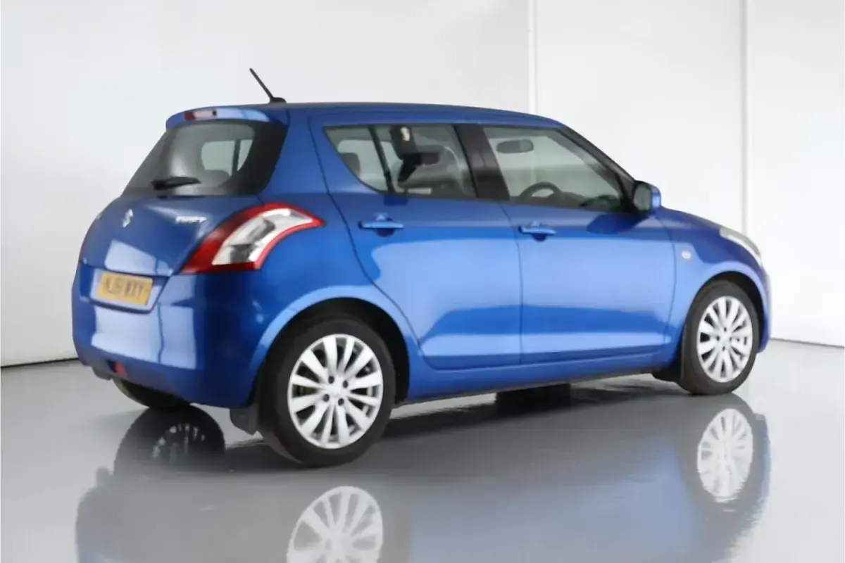 Used Suzuki Swift SZ3 94 HP (69 kW) 2011 Blue Hatchback