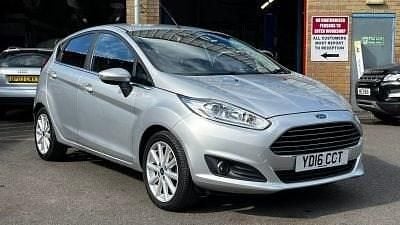 Usado Ford Fiesta Titanium 2016 Prateado Citadino