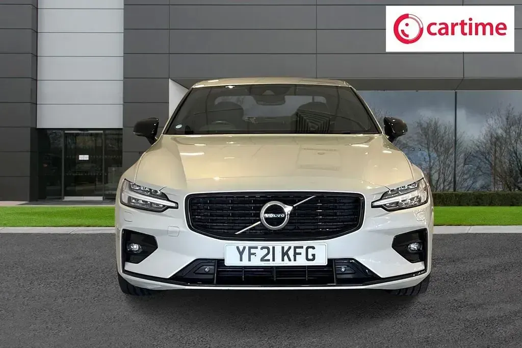 Used Volvo S60 R-Design 250 HP (183 kW) 2021 Gold Sedan