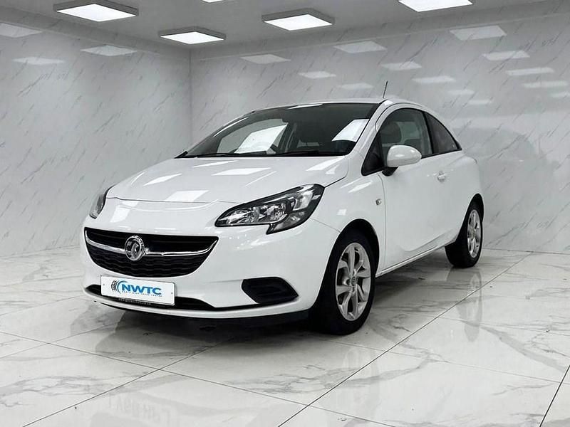 Used Vauxhall Corsa Sport 75 HP (55 kW) 2018 White Hatchback