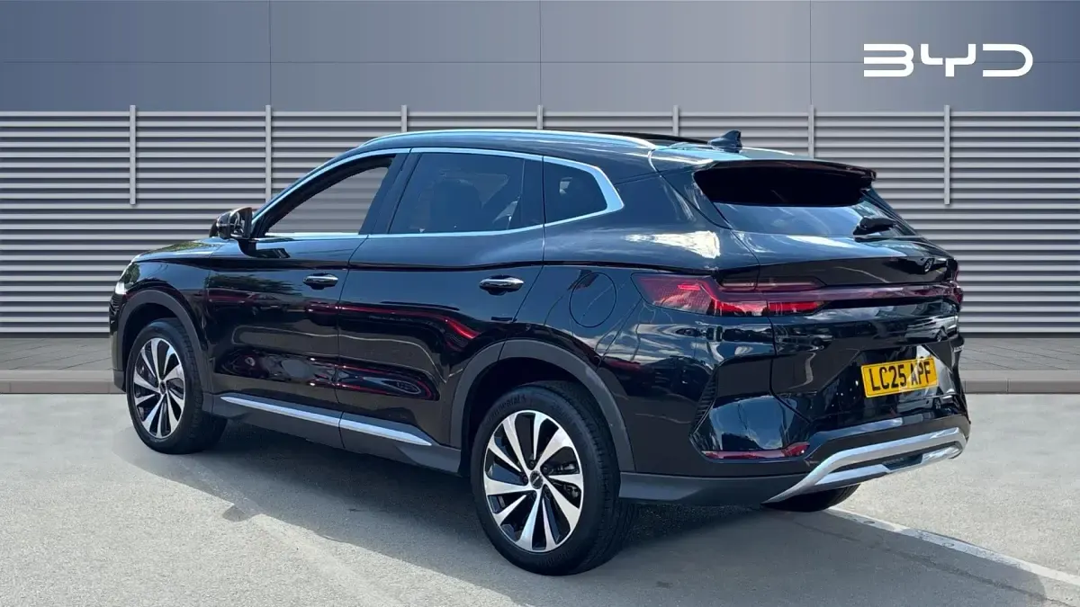 Used BYD Seal Comfort 218 HP (160 kW) 2025 Black Estate