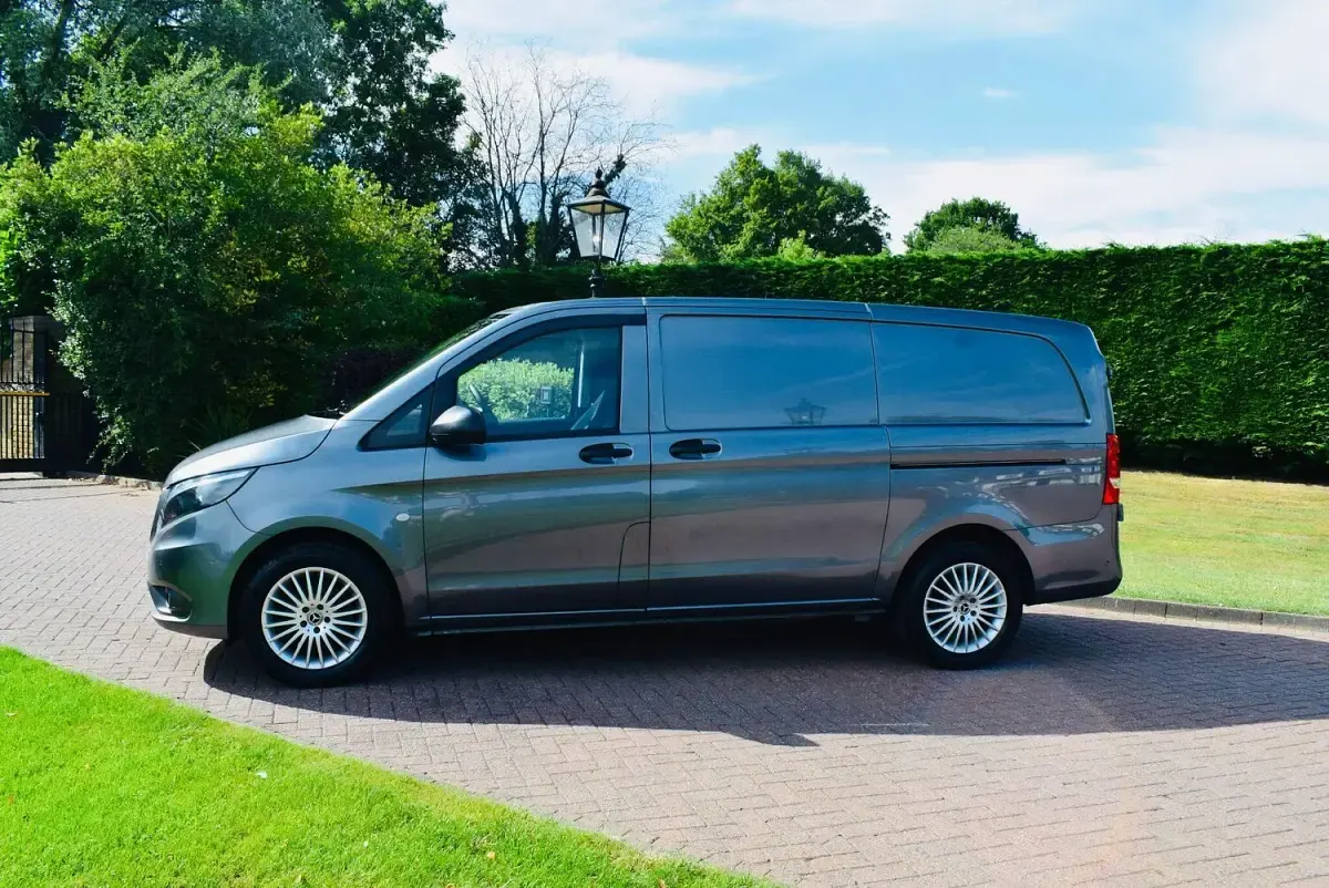 Used Mercedes Vito Premium 161 HP (118 kW) 2022 Grey Van