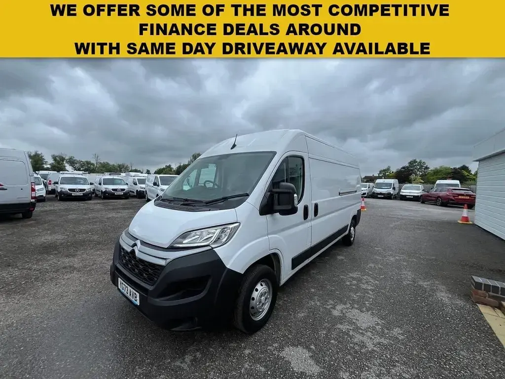 Used Citroën Relay 140 HP (102 kW) 2023 White Van