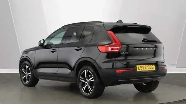 Used Volvo XC40 R-Design 161 HP (118 kW) 2022 SUV