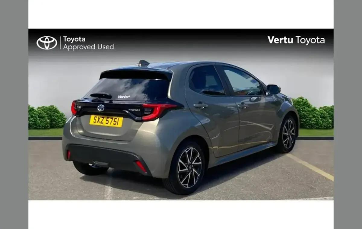 Used Toyota Yaris Design 116 HP (85 kW) 2023 Other Hatchback