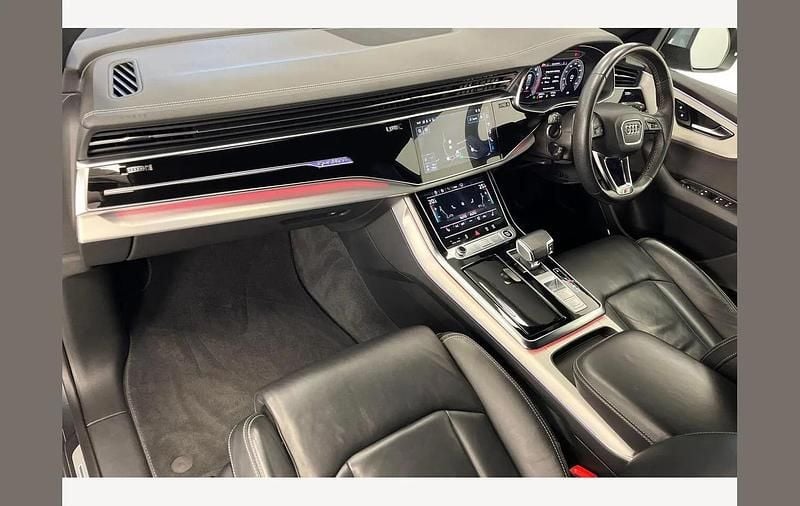 Used Audi Q8 S-Line 340 HP (250 kW) 2023 Grey SUV