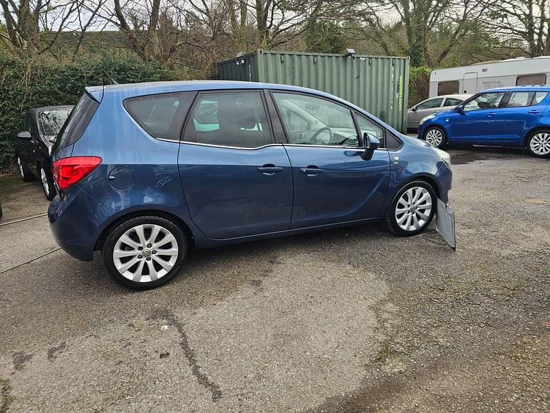 Used Vauxhall Meriva 2014 Blue MPV
