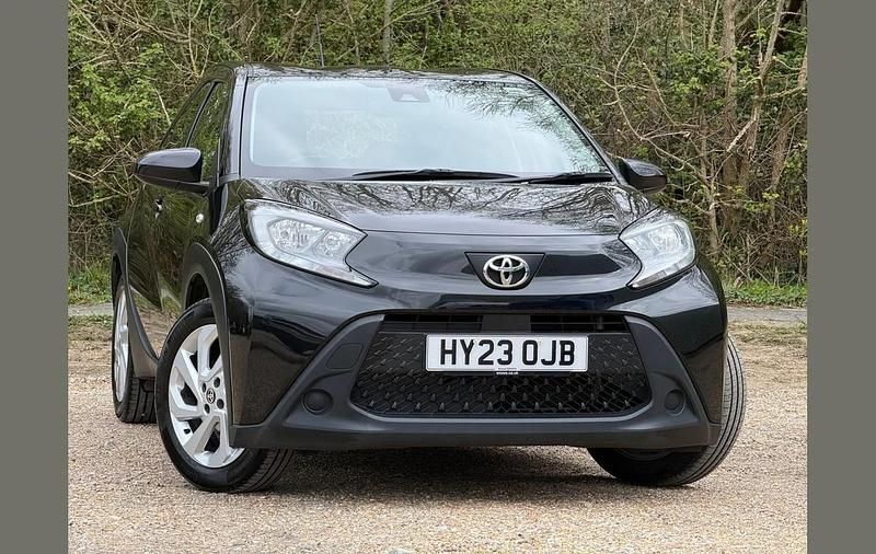 Used Toyota Aygo X PURE 72 HP (52 kW) 2023 Eclipse black SUV