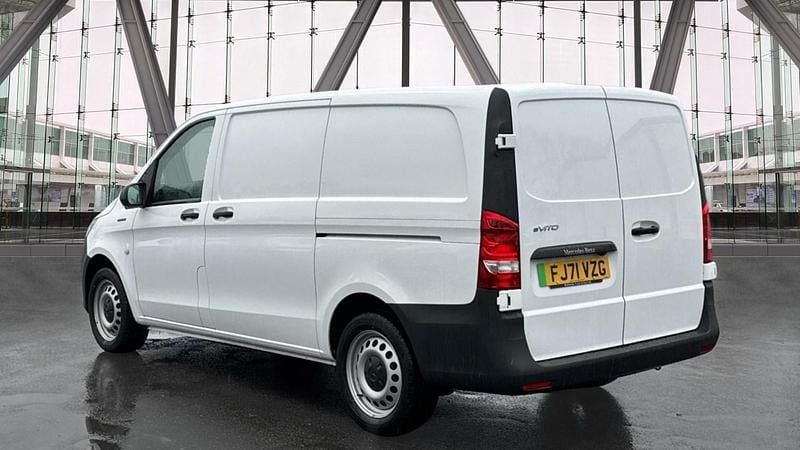 Used Mercedes e-Vito Progressive 85 kW (116 HP) 2021 White MPV