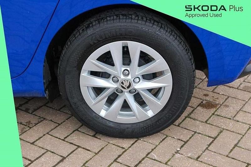Used Skoda Fabia Comfort 94 HP (69 kW) 2023 Energy blue Hatchback