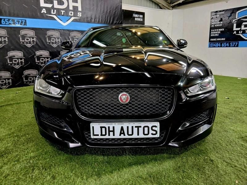 Used Jaguar XE R-Sport 180 HP (132 kW) 2017 Black Sedan