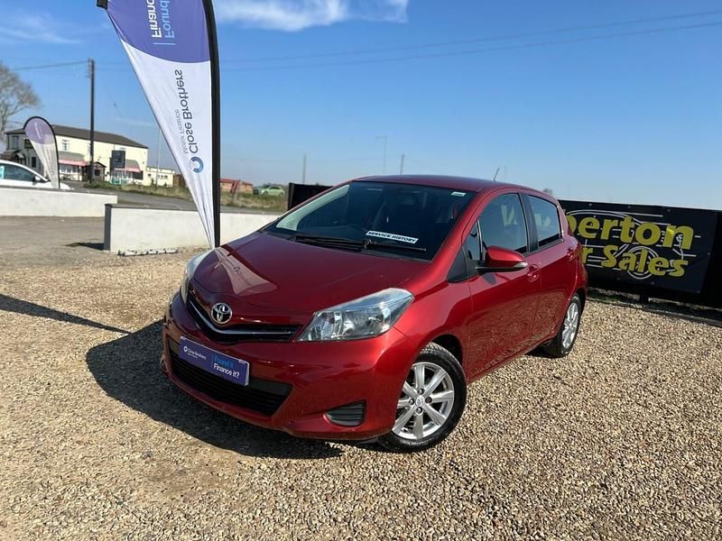 Red Used 2013 Toyota Yaris Hatchback | £4,995 (Fair price) - Image 1/4