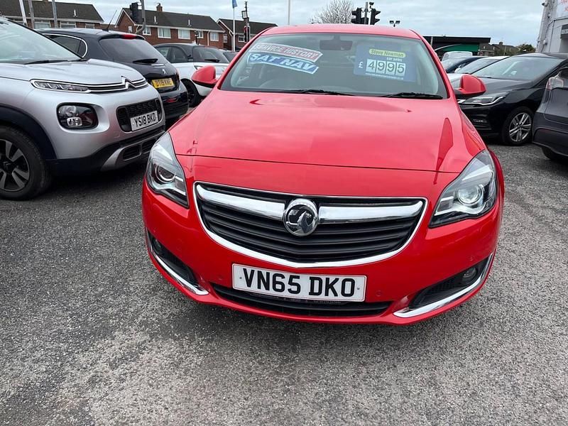 Used Vauxhall Insignia SRi 2015 Red Hatchback