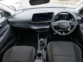 Used Hyundai Bayon Premium 100 HP (73 kW) 2023 Green SUV