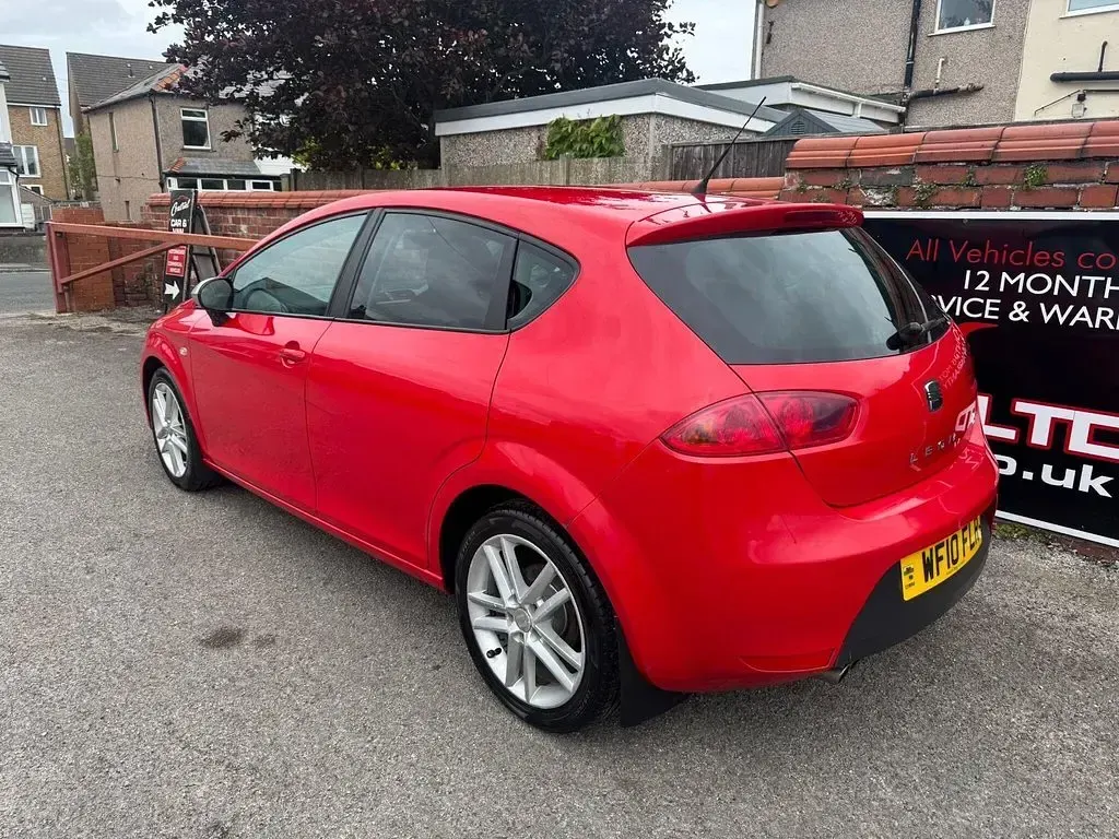 Used Seat Leon FR 170 HP (125 kW) 2010 Red Hatchback