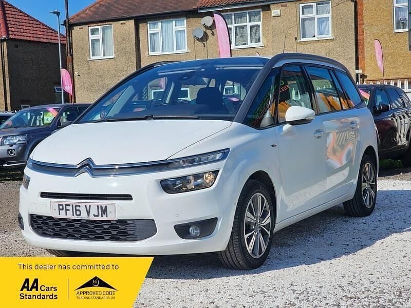 Used Citroën Grand C4 Picasso Exclusive 2016 White MPV