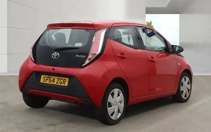 Used Toyota Aygo X-play 69 HP (50 kW) 2018 Hatchback