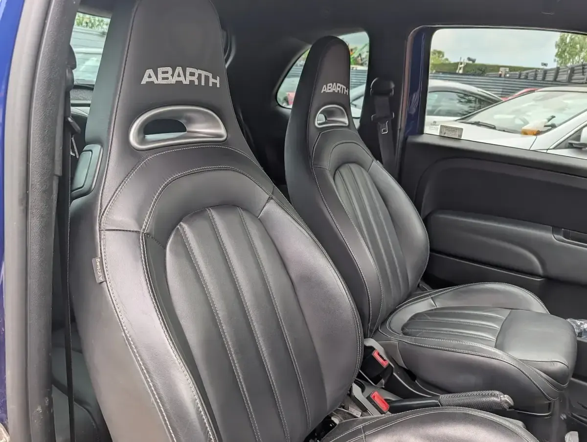 Used Abarth 595 Turismo 165 HP (121 kW) 2017 Multicolour Hatchback