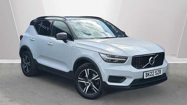 Used Volvo XC40 R-Design 194 HP (142 kW) 2022 SUV
