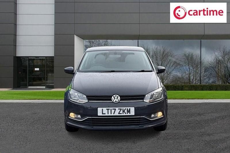 Used VW Polo Edition 60 HP (44 kW) 2017 Grey Hatchback