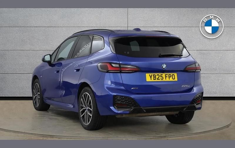Used BMW 225 M Sport 241 HP (177 kW) 2025 Blue Estate