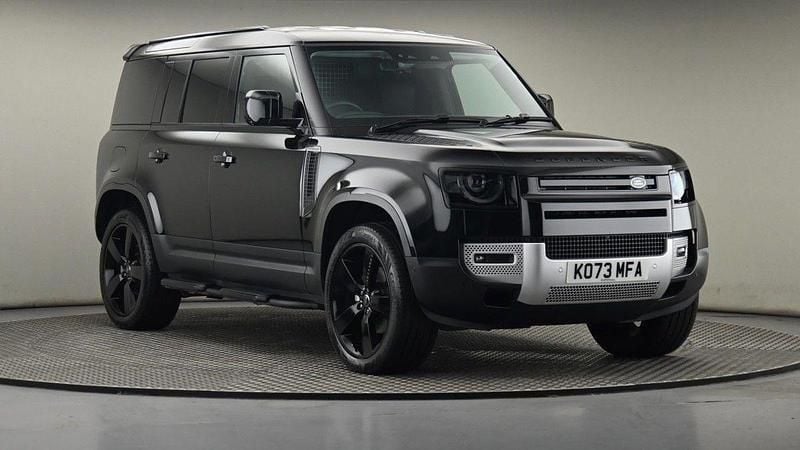 Santorini black Used 2024 Land Rover Defender HSE SUV | £57,700 (Good price) - Image 1/4