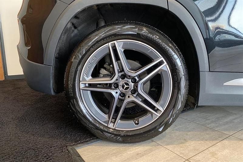 Used Mercedes GLA200 AMG line 163 HP (119 kW) 2022 Cosmos black SUV