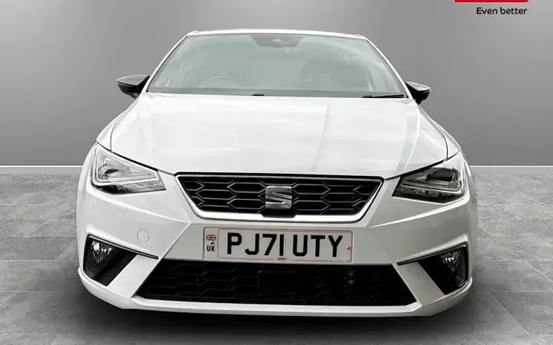 Usado Seat Ibiza FR 95 HP (69 kW) 2025 Citadino