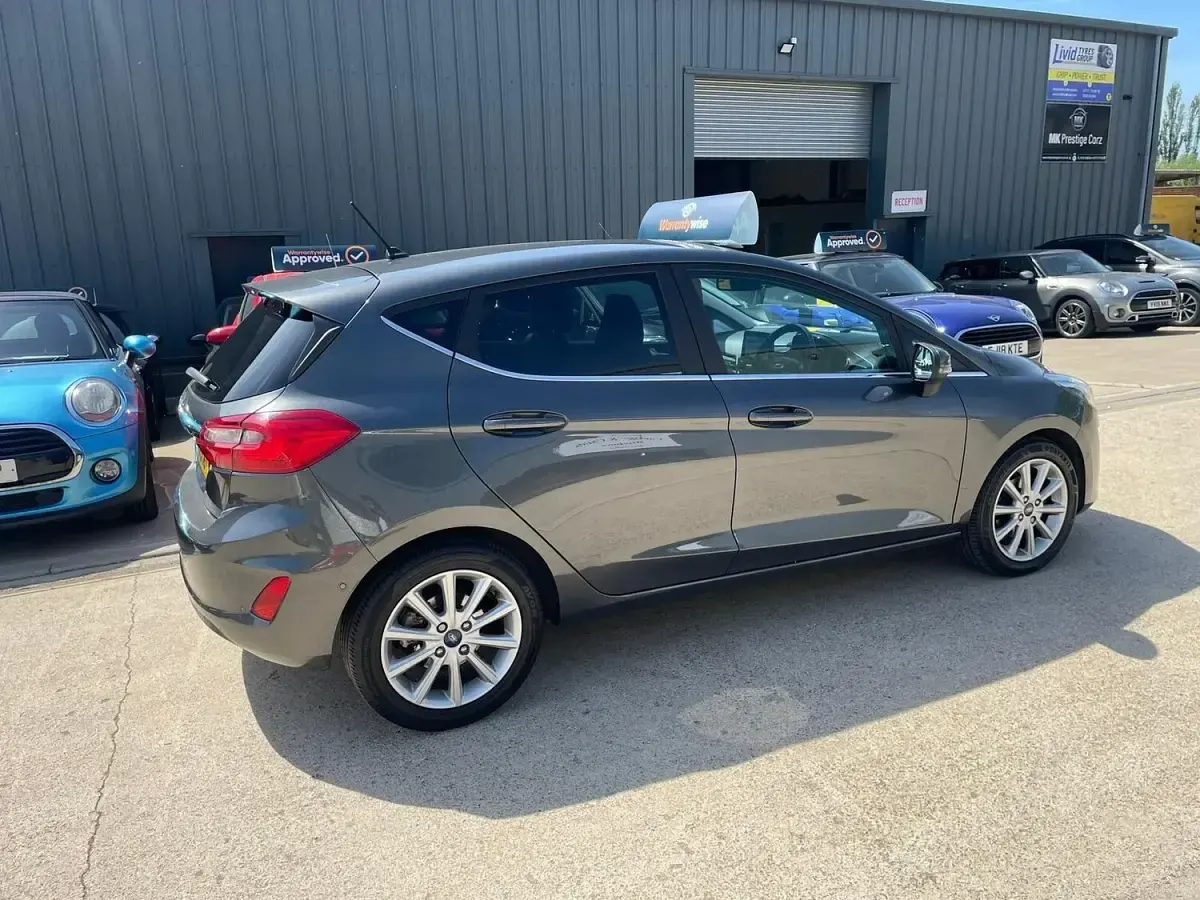 Used Ford Fiesta Titanium X 125 HP (91 kW) 2018 Grey Hatchback