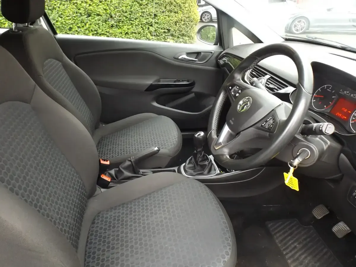 Used Vauxhall Corsa 75 HP (55 kW) 2017 Grey Hatchback