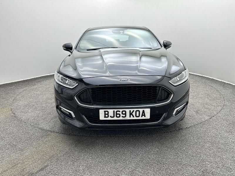 Używany Ford Mondeo ST-Line 2019 Czarny Hatchback
