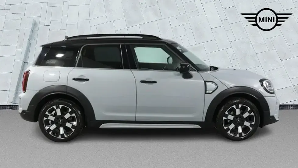 Used Mini Cooper Countryman Untamed Edition 134 HP (98 kW) 2023 Grey SUV